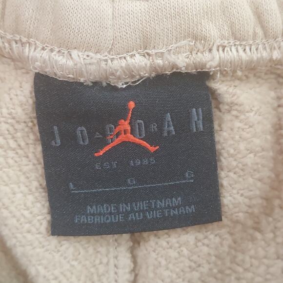 Air Jordan Women's Artist Series By Jordan Moss Shorts Desert Colorway Large Tan - Picture 5 of 12